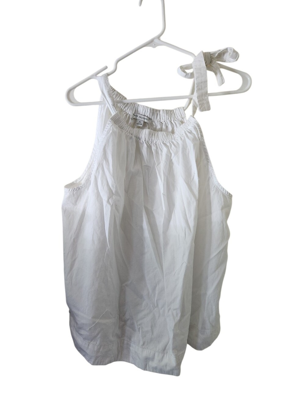 Free Assembly White Tie Shoulder Halter Top